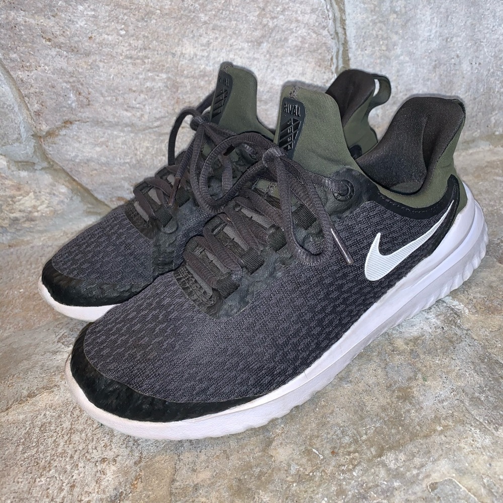 Nike Renew Rival Women's Running Shoe - Picture 2 of 7